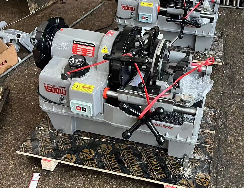 Máquina de rosqueamento de tubos com motor de indução de 1500 W