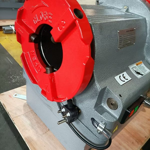 4" Electric pipe threading machine