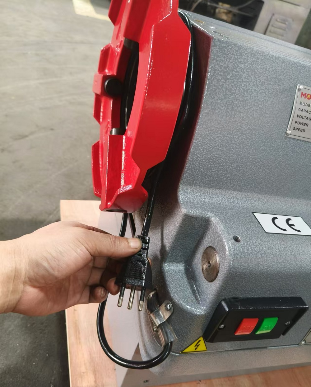 4" Electric pipe threading machine