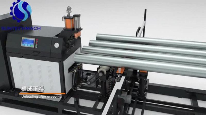 Automatic pipe grooving machine