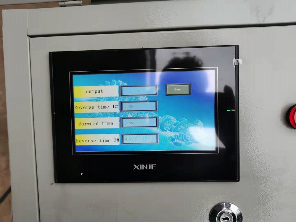 BSPP plastic pipe threading machine