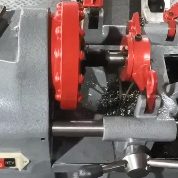 Bolt threading machine M8-M24 with round metric dies