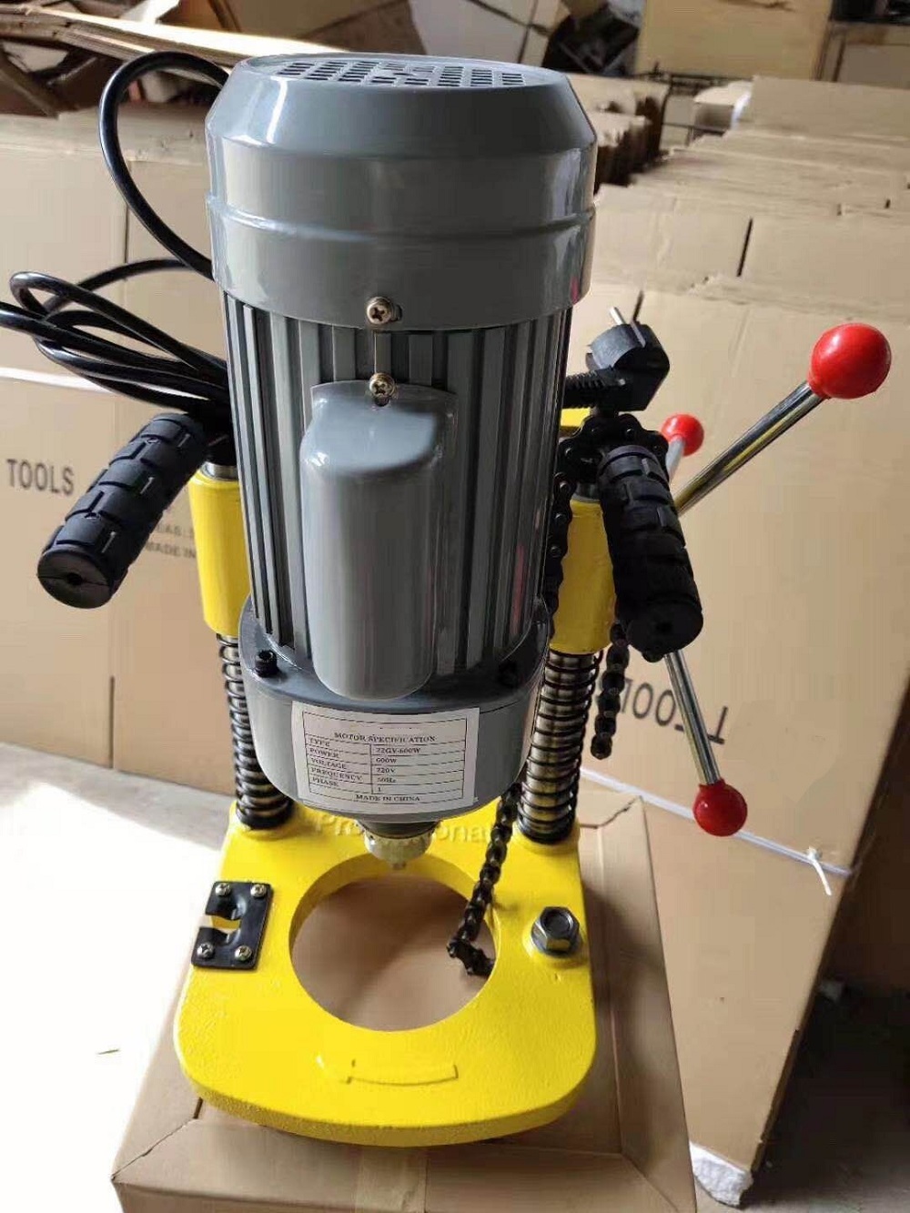 Economic pipe hole driller 114mm