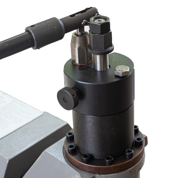 Hydraulic roll groover 1 to 8 inch