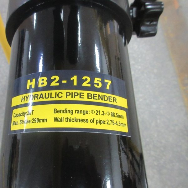 Manual pipe bending machine