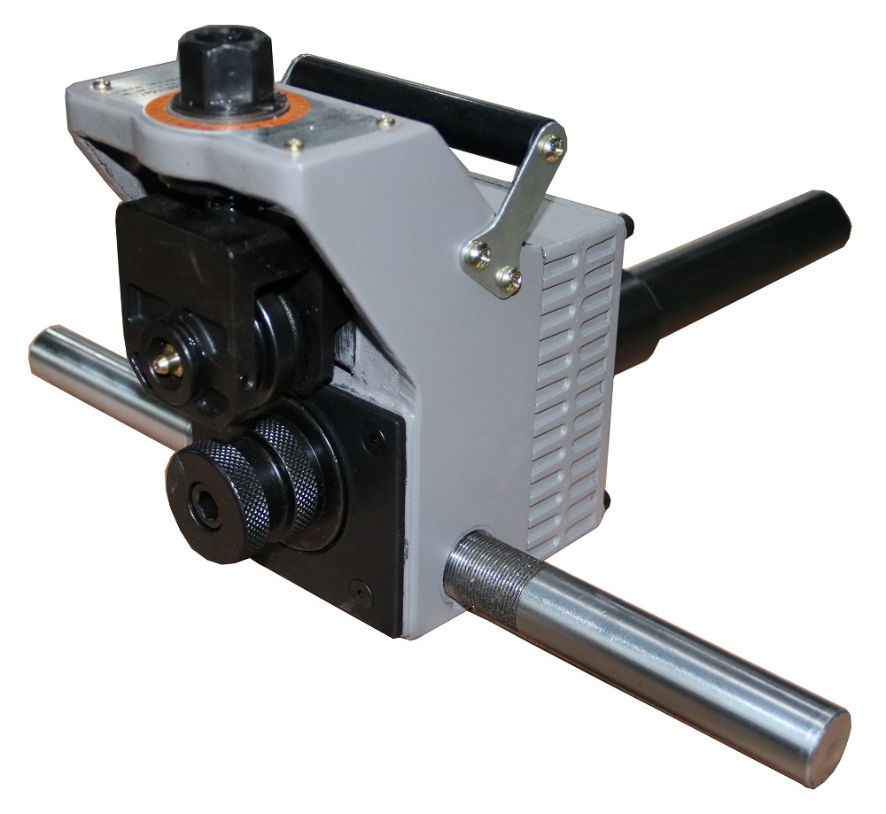 Manual pipe grooving machine