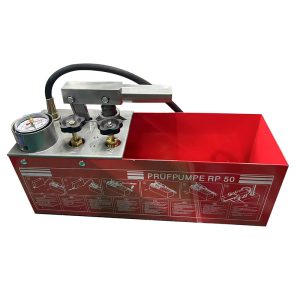 Manual pipe test pump