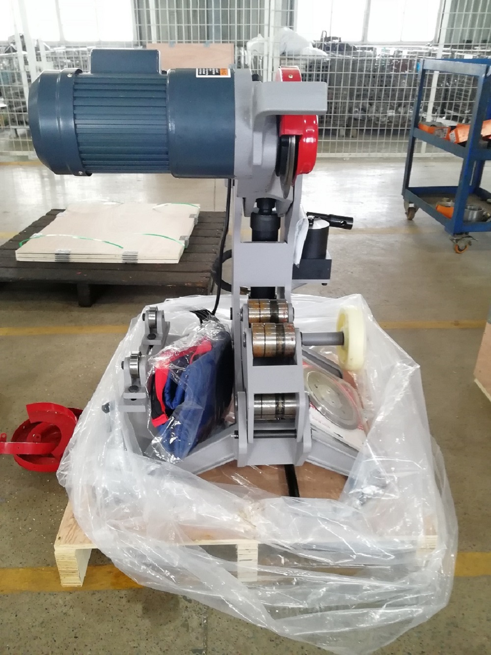 On-site steel pipe cutter