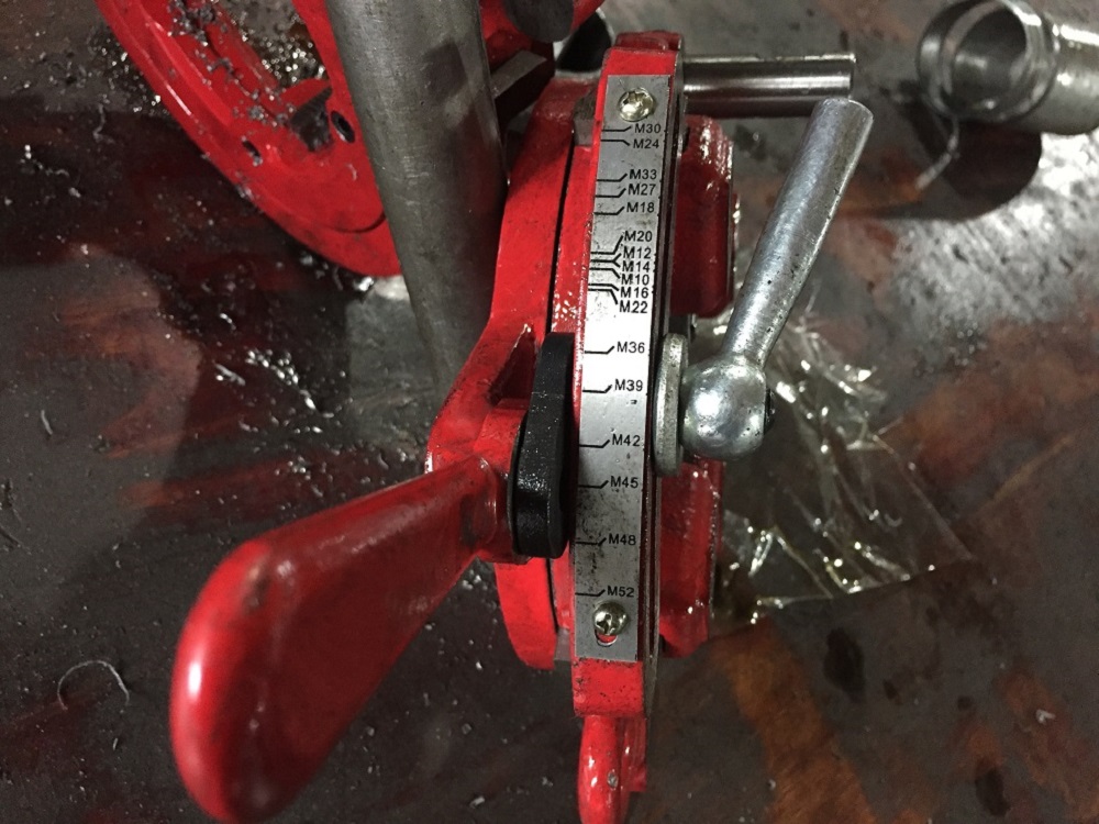 Pipe and bolt threading machine 3inch M42 multi-function