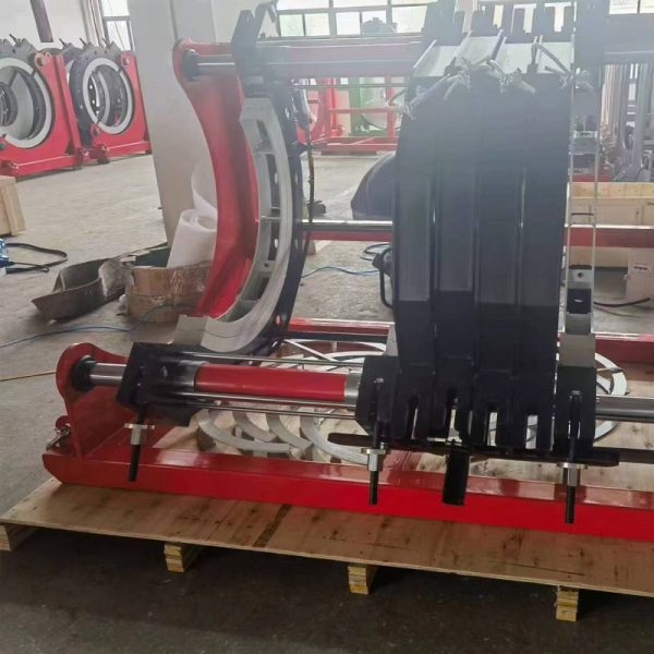 Pipe butt fusion welding machine