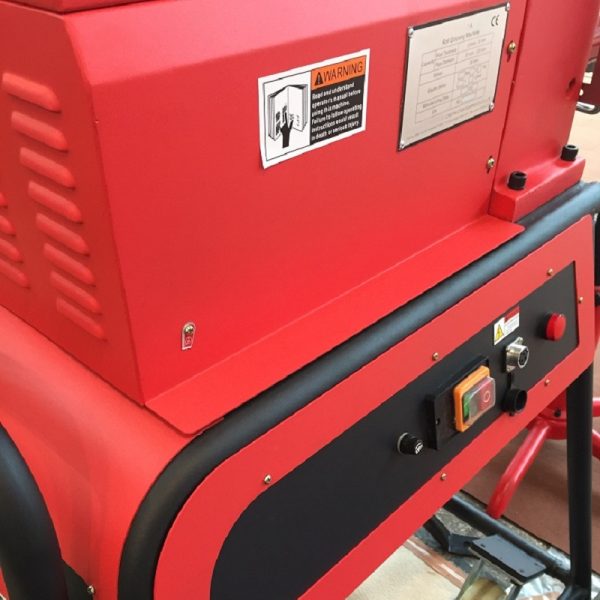 Pipe roll grooving machine