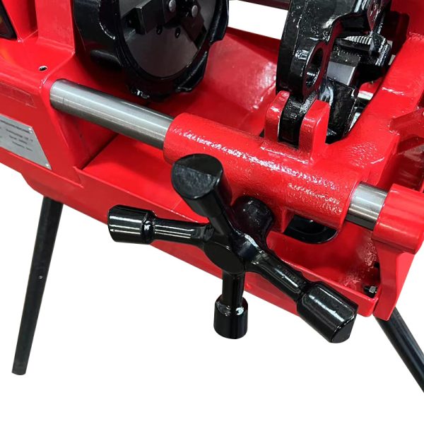 Pipe threading machine with universal motor 1800w